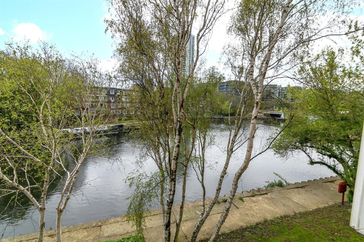 Bream Close, London